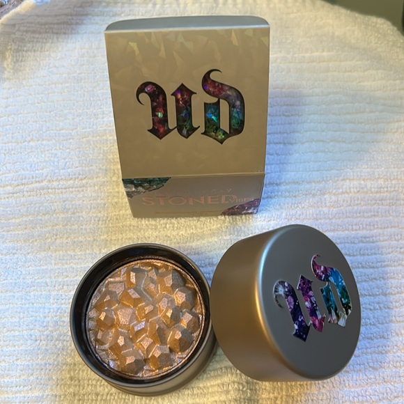 Urban Decay Stoned Vibes Multi-Faceted Highlighter - NWT - Picture 5 of 5